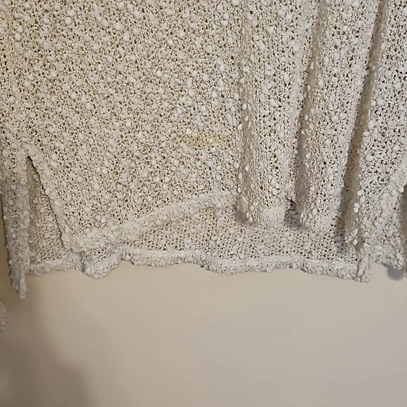 Aeropostale white and gold see through blouse. - Picture 3 of 6